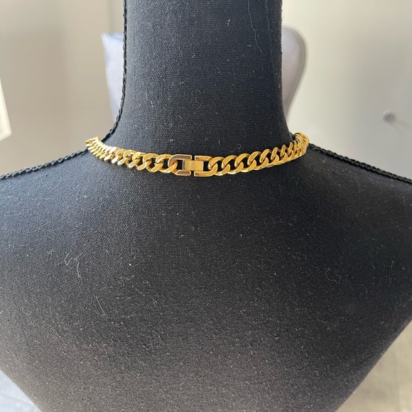 S/c stainless steel 18k gold plated 22”chain previously owned likenew men- women - Picture 3 of 5